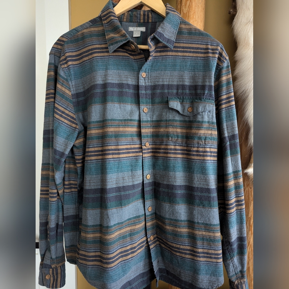 Like New, Fall Creek Men's Shirt, Size Large, Beautiful Colors!